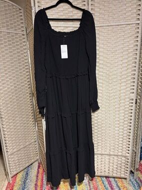 PrettyGarden Black Long Sleeve Tiered Maxi Dress